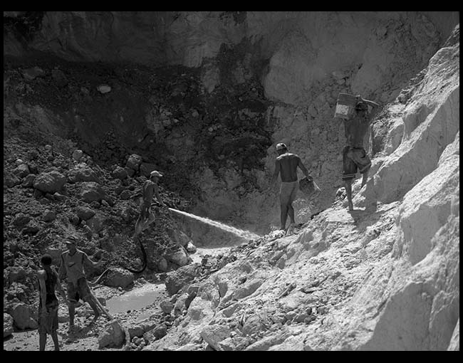 Venezuela: Gold Miners, El Dorado, Las Claritas, Venezuela, 2006